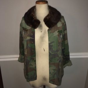 Vintage army canvas jacket with mink collar